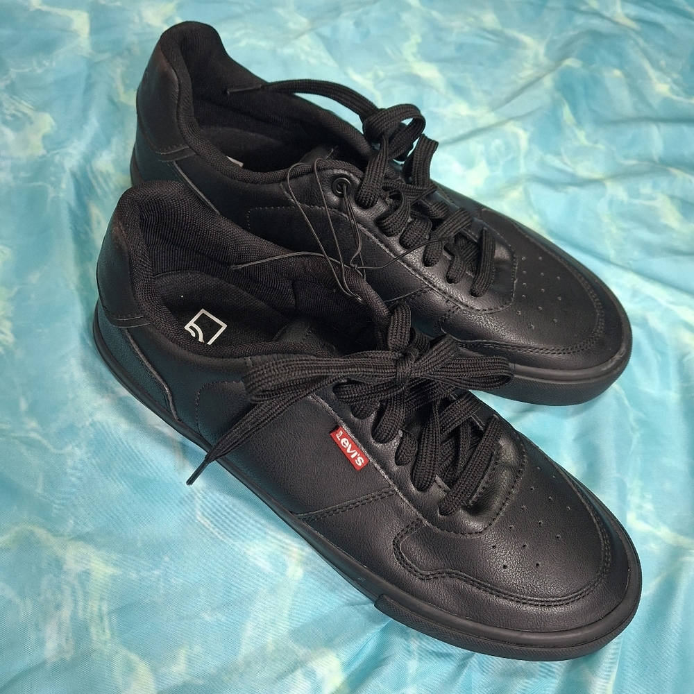 Levi's Men's Black Sneakers